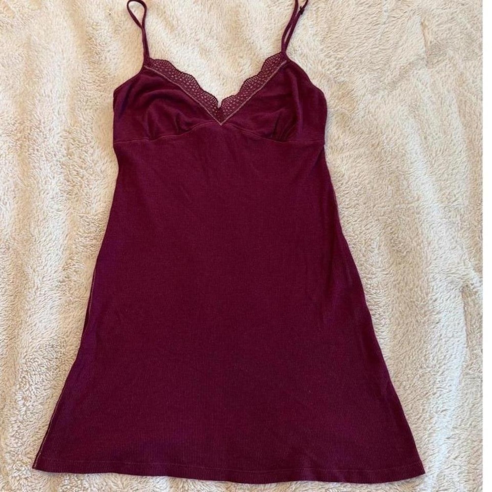 Victoria's Secret Burgundy Ribbed Lace Trim Cami Medium Tank Top Y2K Babydoll